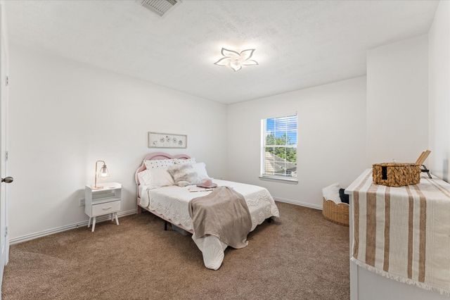 1726 Summergate Drive, Conroe, TX 77304