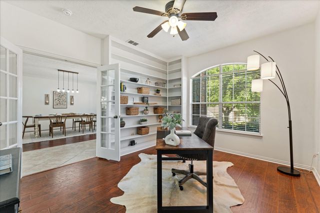 1726 Summergate Drive, Conroe, TX 77304