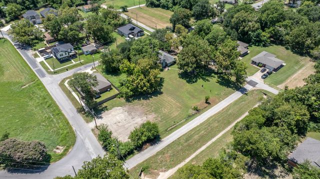 122 Scott Street, Terrell, TX 75160