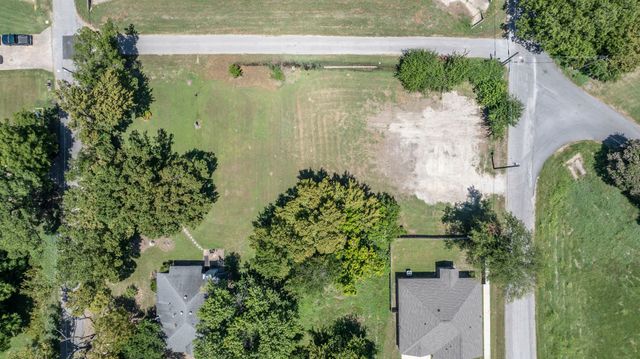 122 Scott Street, Terrell, TX 75160