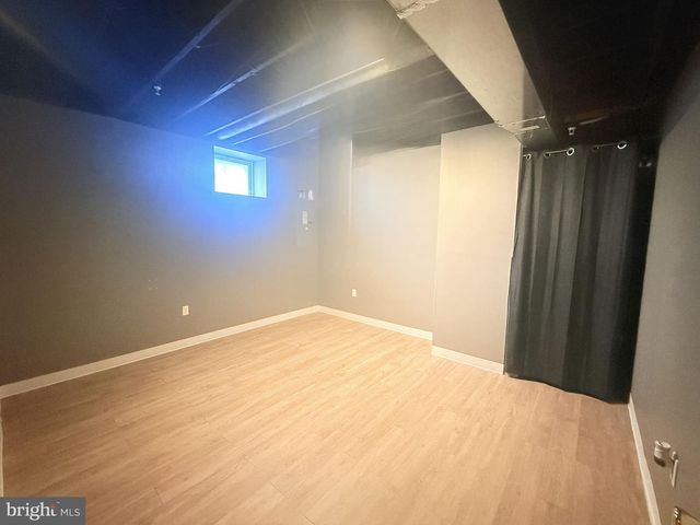 8 MECHANIC ST, Swedesboro, NJ 08085