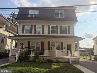 8 MECHANIC ST, Swedesboro, NJ 08085