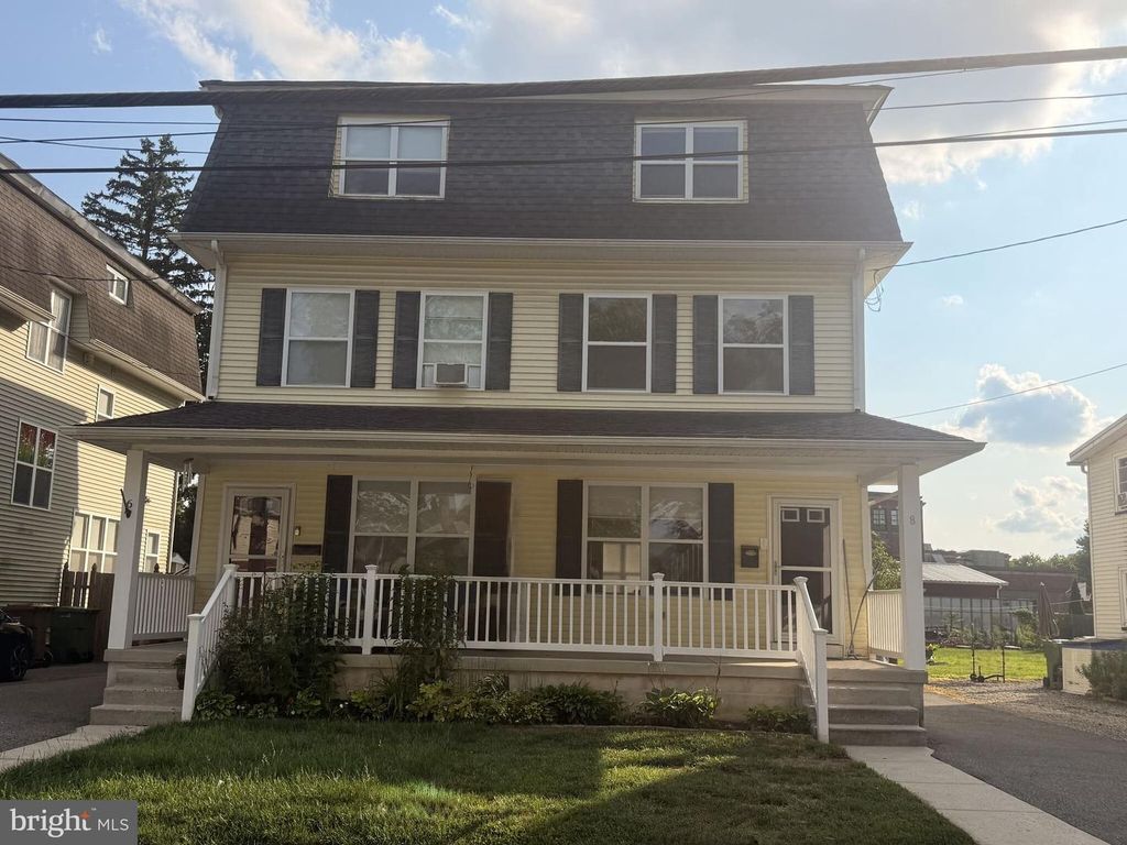 8 MECHANIC ST, Swedesboro, NJ 08085