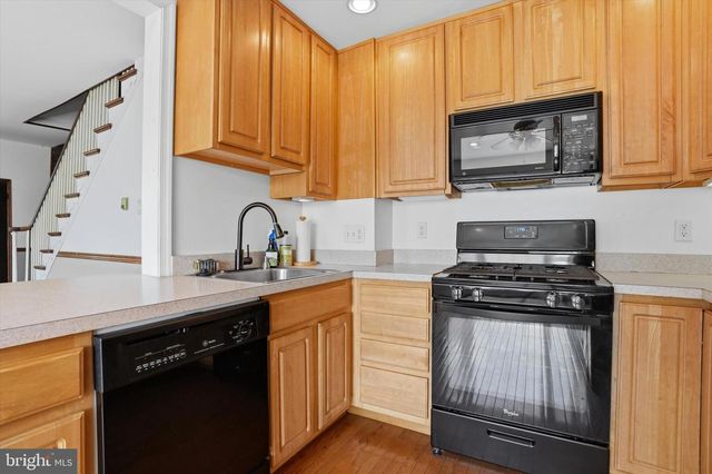 4621 LINDEN AVE, Philadelphia, PA 19114
