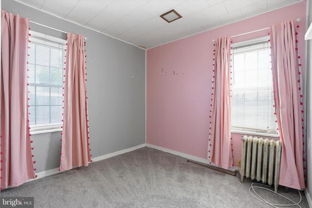 4621 LINDEN AVE, Philadelphia, PA 19114