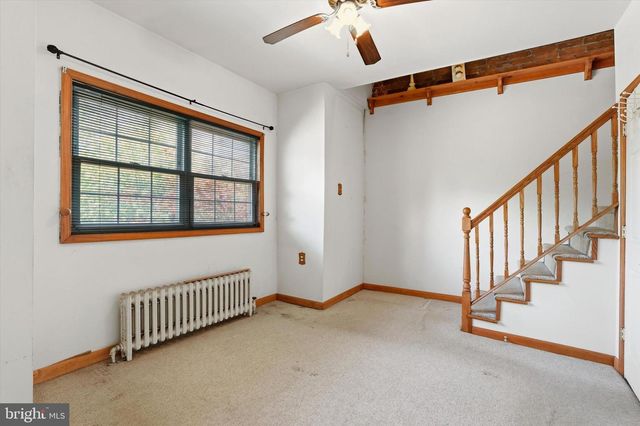 4621 LINDEN AVE, Philadelphia, PA 19114
