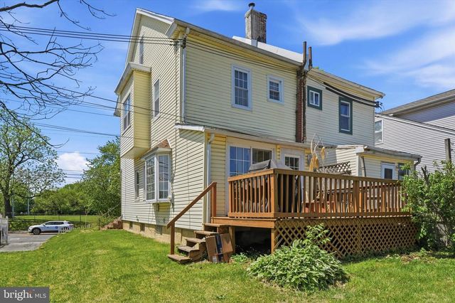 4621 LINDEN AVE, Philadelphia, PA 19114