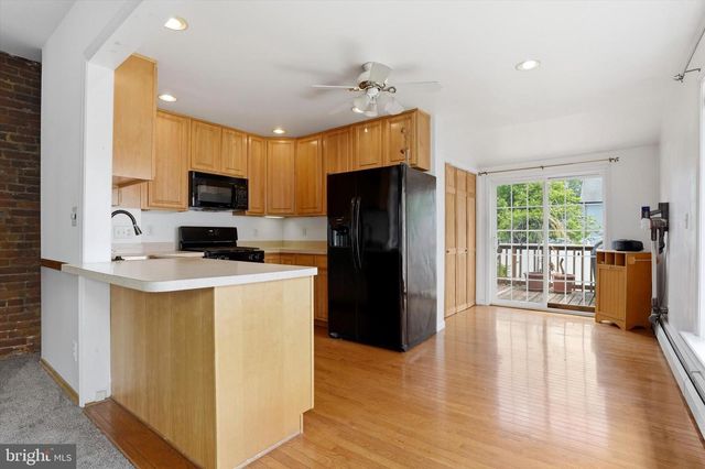 4621 LINDEN AVE, Philadelphia, PA 19114