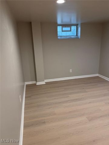 16120 Harvard Avenue, Cleveland, OH 44128