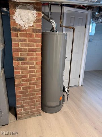 16120 Harvard Avenue, Cleveland, OH 44128