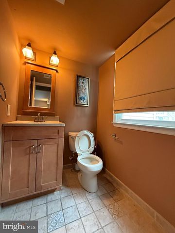104 APLEY DR, Cherry Hill, NJ 08003