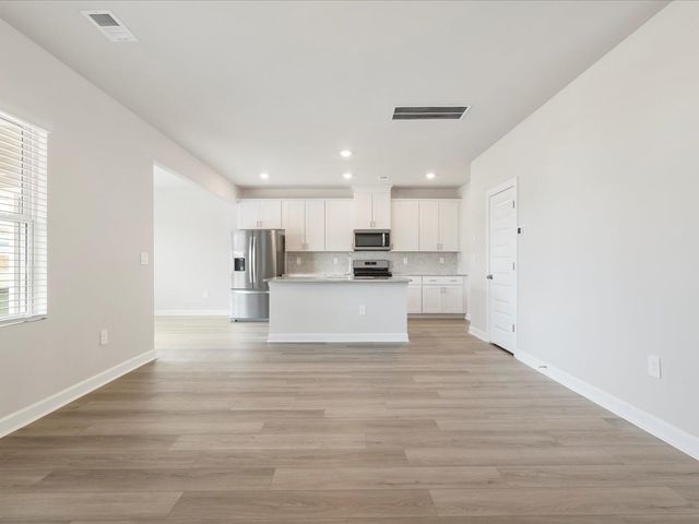 706 Cozy Bluff Road, Spartanburg, SC 29301