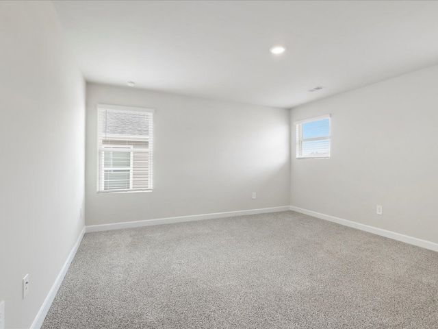 706 Cozy Bluff Road, Spartanburg, SC 29301