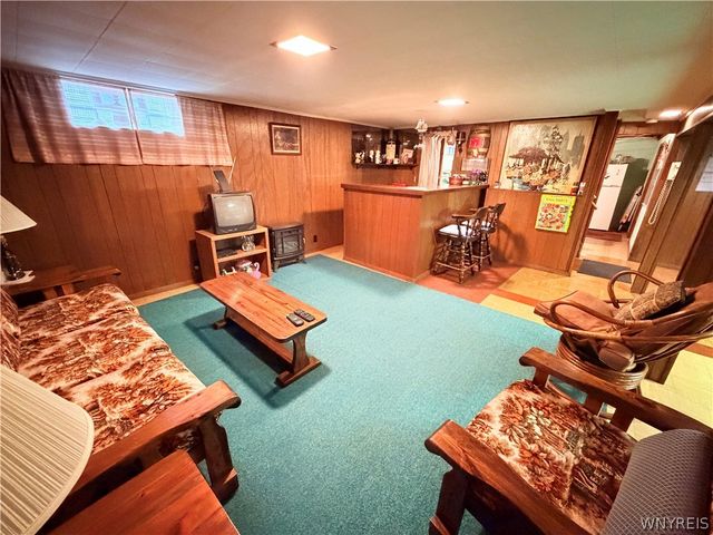 4237 Linwood Avenue, Hamburg, NY 14219