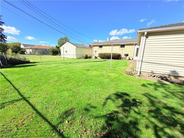 4237 Linwood Avenue, Hamburg, NY 14219