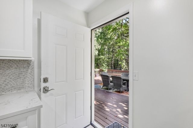 2004 Winding Brook Way, Scotch Plains Twp., NJ 07076