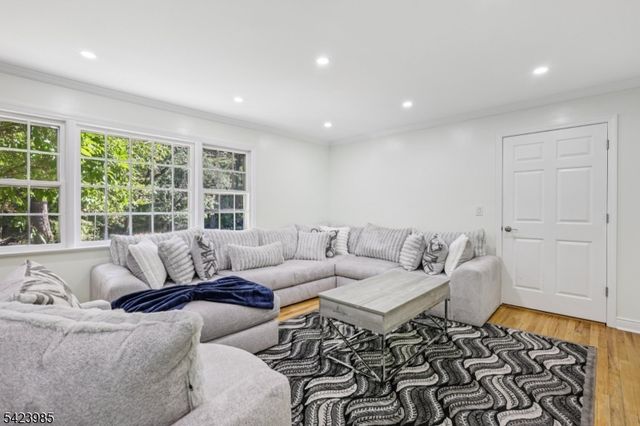 2004 Winding Brook Way, Scotch Plains Twp., NJ 07076