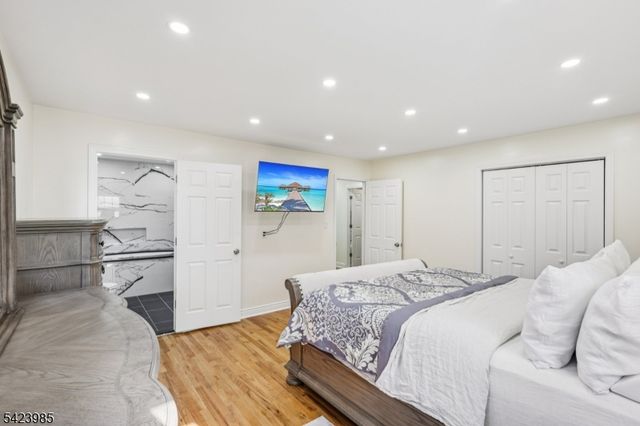 2004 Winding Brook Way, Scotch Plains Twp., NJ 07076