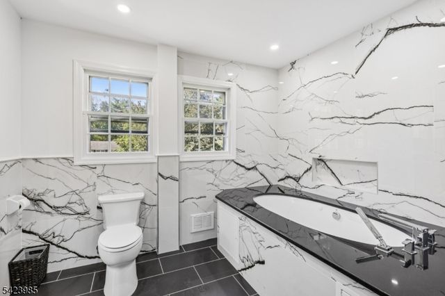 2004 Winding Brook Way, Scotch Plains Twp., NJ 07076