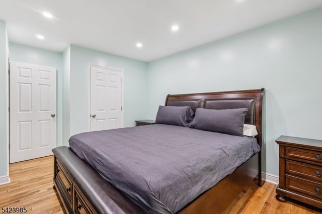 2004 Winding Brook Way, Scotch Plains Twp., NJ 07076