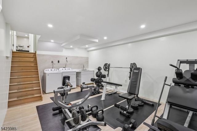 2004 Winding Brook Way, Scotch Plains Twp., NJ 07076