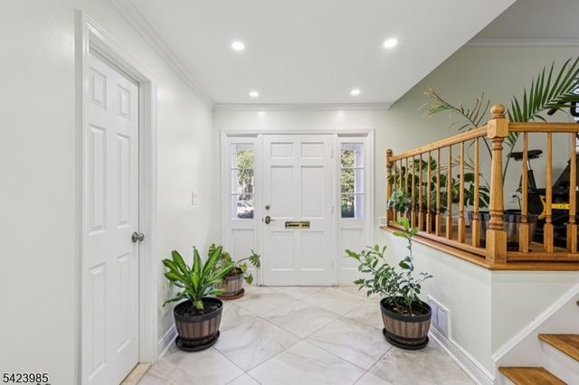 2004 Winding Brook Way, Scotch Plains Twp., NJ 07076