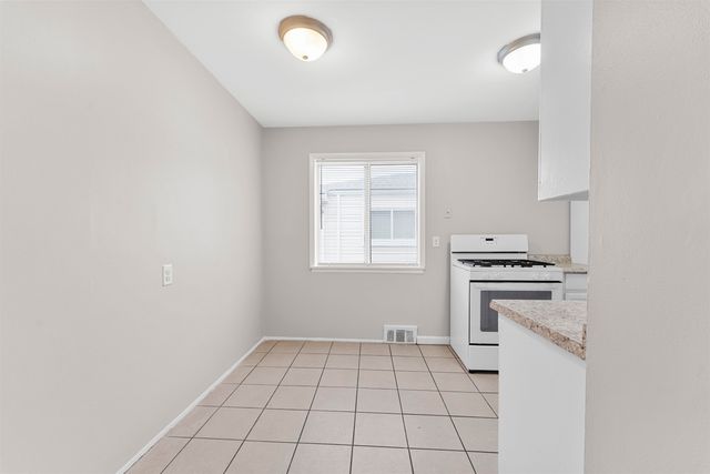 11043 Hupp Avenue, Warren, MI 48089