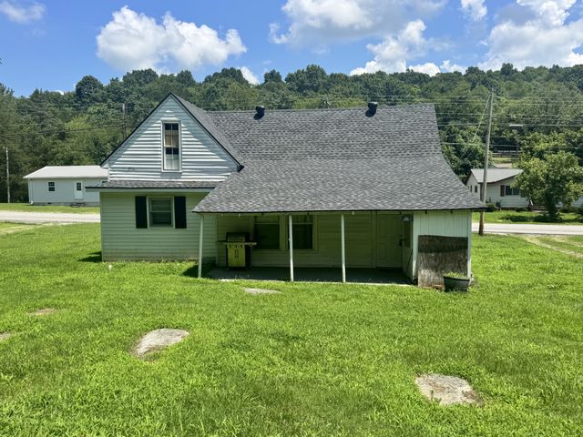 51 Riddleton Cir, Riddleton, TN 37151