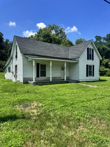 51 Riddleton Cir, Riddleton, TN 37151