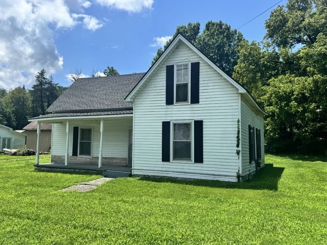 51 Riddleton Cir, Riddleton, TN 37151