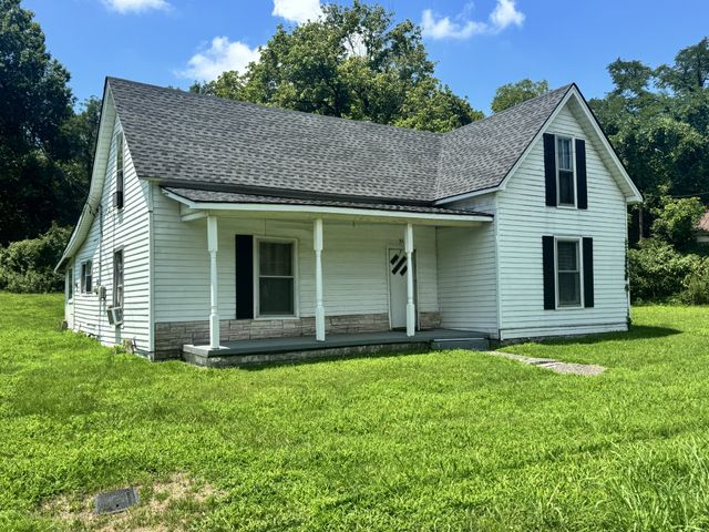 51 Riddleton Cir, Riddleton, TN 37151