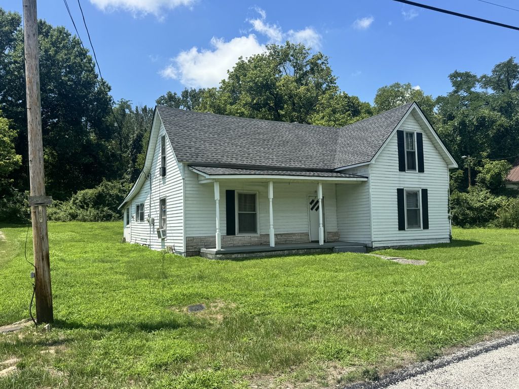 51 Riddleton Cir, Riddleton, TN 37151