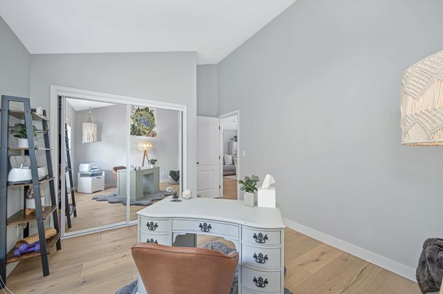 12253 Wanderer Rd, Auburn, CA 95602