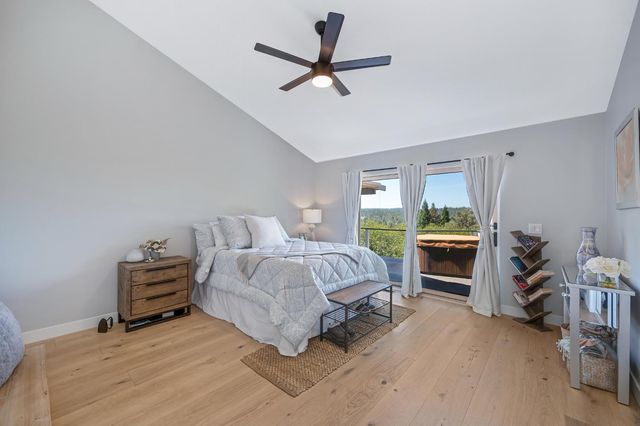 12253 Wanderer Rd, Auburn, CA 95602