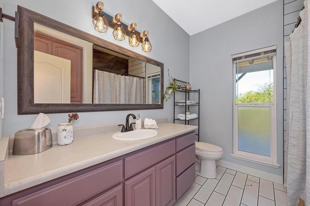 12253 Wanderer Rd, Auburn, CA 95602