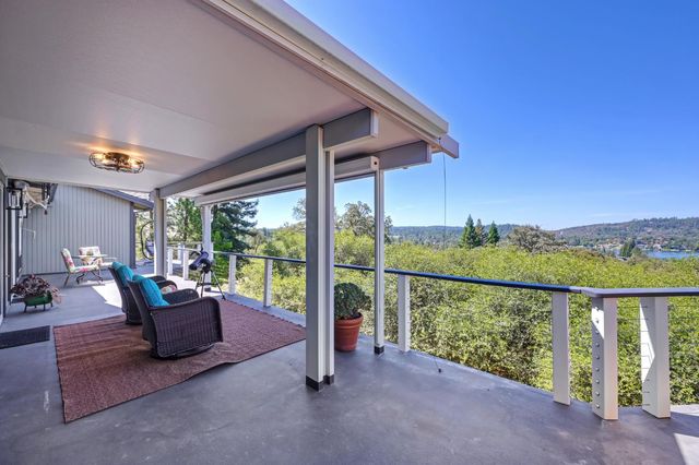 12253 Wanderer Rd, Auburn, CA 95602
