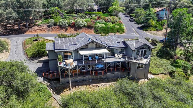 12253 Wanderer Rd, Auburn, CA 95602