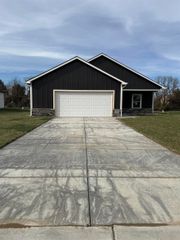 12927 E Spring Valley St, Wichita, KS 67230