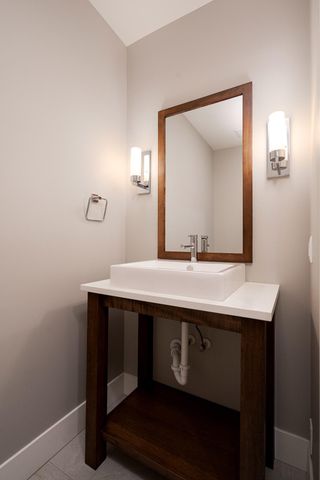 2622 W Lake Street 601, Minneapolis, MN 55416