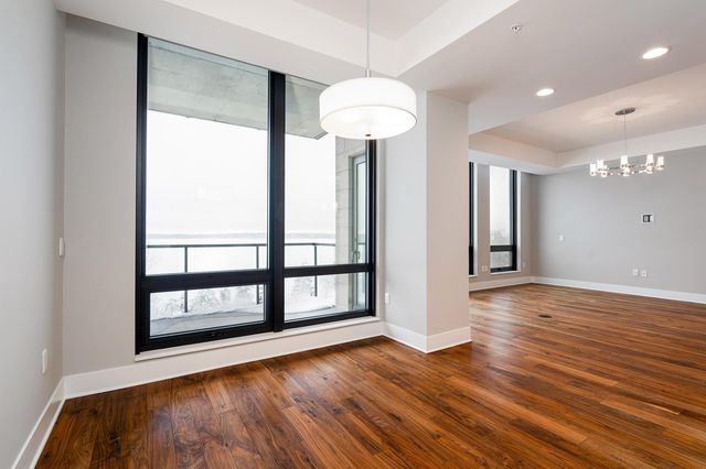 2622 W Lake Street 601, Minneapolis, MN 55416