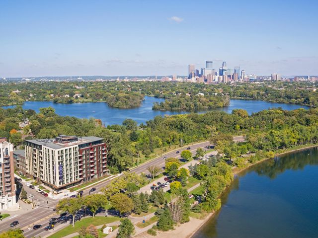 2622 W Lake Street 601, Minneapolis, MN 55416