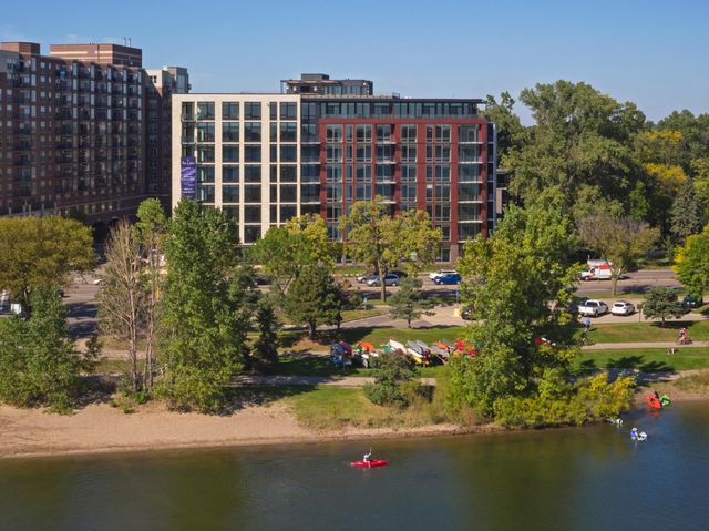 2622 W Lake Street 601, Minneapolis, MN 55416