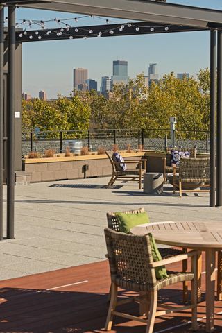 2622 W Lake Street 601, Minneapolis, MN 55416