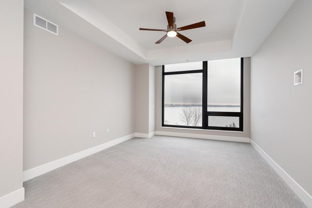 2622 W Lake Street 601, Minneapolis, MN 55416