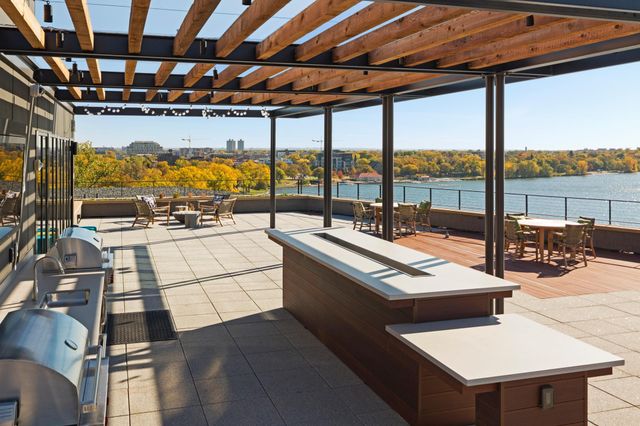 2622 W Lake Street 601, Minneapolis, MN 55416