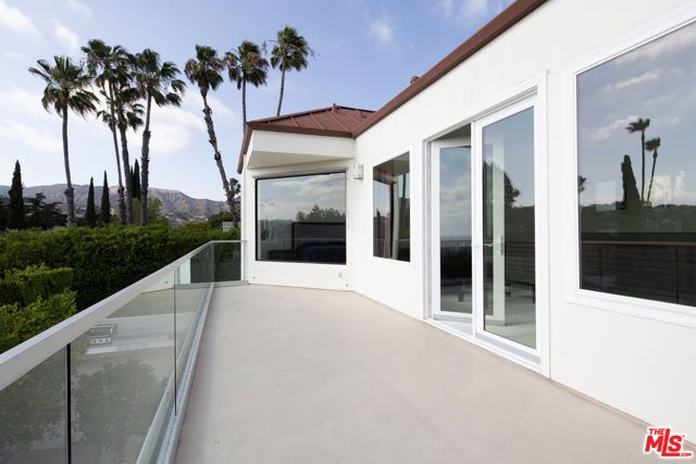 5518 Tuxedo Terrace, Los Angeles, CA 90068