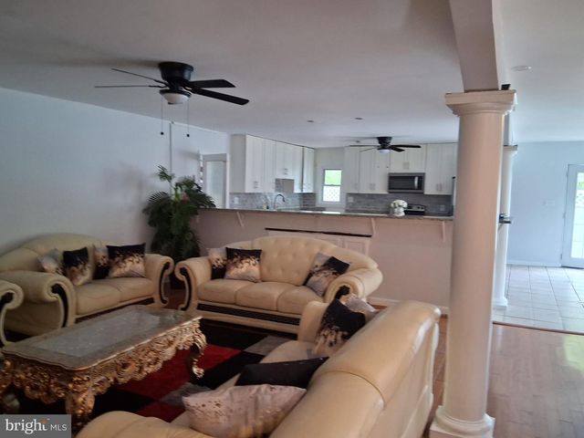809 MONTROSE AVE, Laurel, MD 20707