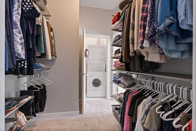 2065 N Kedzie Avenue 328, Chicago, IL 60647