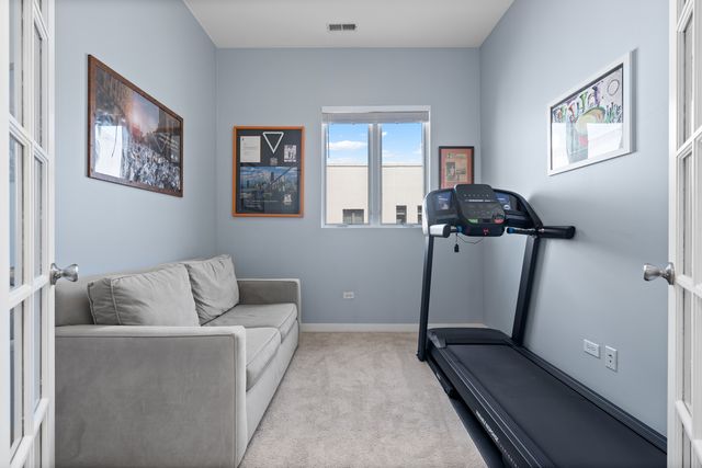 2065 N Kedzie Avenue 328, Chicago, IL 60647