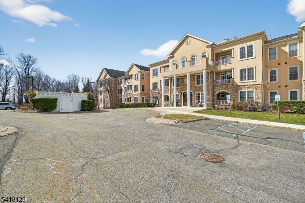2205 Clinton Ln 2205, Rockaway Twp., NJ 07866 — exterior